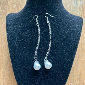 Elegant Silver Tone Drop Earrings